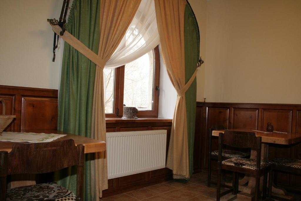 Hotel On Dovbush Path Jaremče Esterno foto